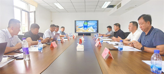 張龍率隊(duì)精準(zhǔn)招商，聚焦新興產(chǎn)業(yè)，深化生物有機(jī)肥料研發(fā)項(xiàng)目對(duì)接